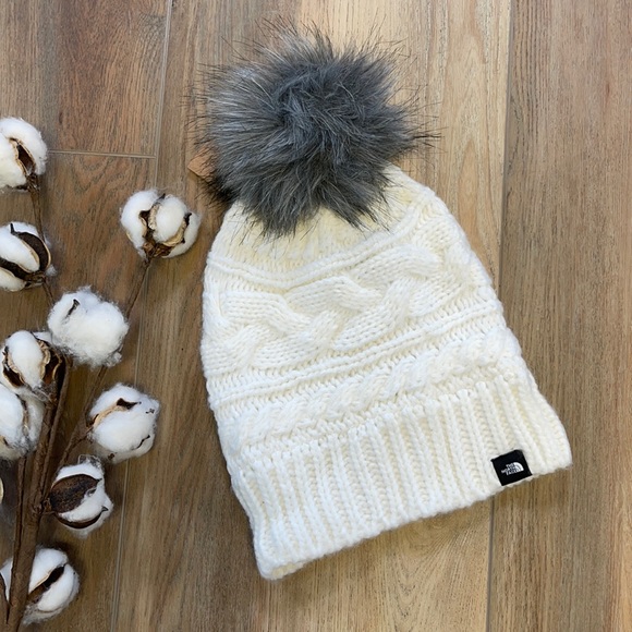 LOFT Accessories - 🍃🔆THE NORTH FACE- FUR POM BEANIE 🔆🍃